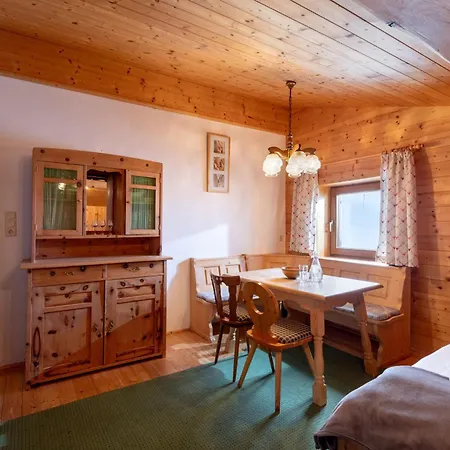 Apartment Au Alm